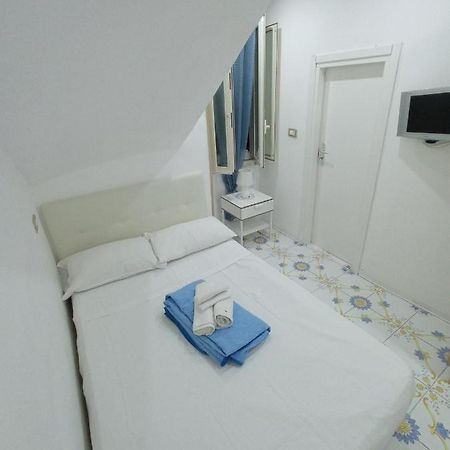 Seaside Lungomare Flat Apartment Наполи Екстериор снимка