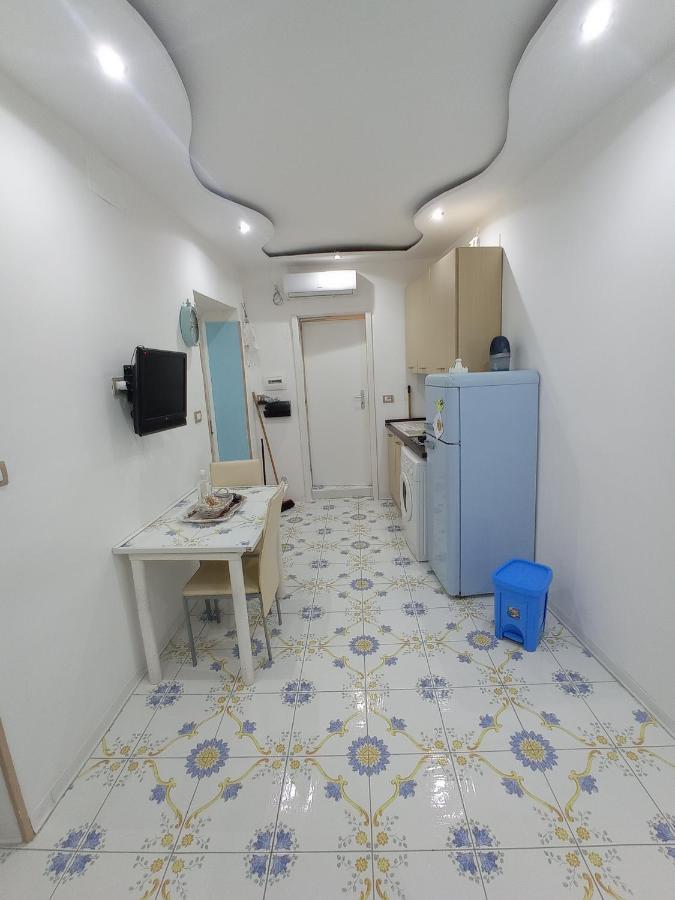 Seaside Lungomare Flat Apartment Наполи Екстериор снимка